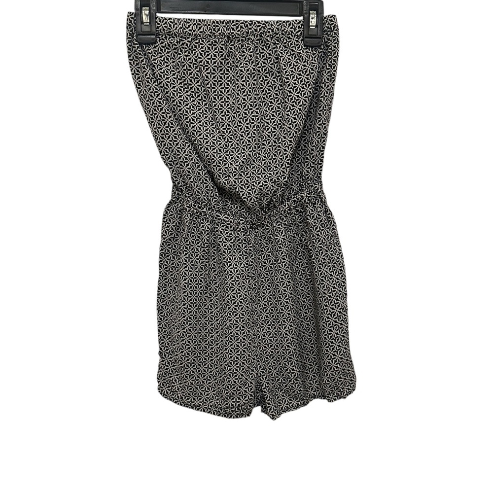 Divided H&M Black and White Patterned Romper Preowned size 4